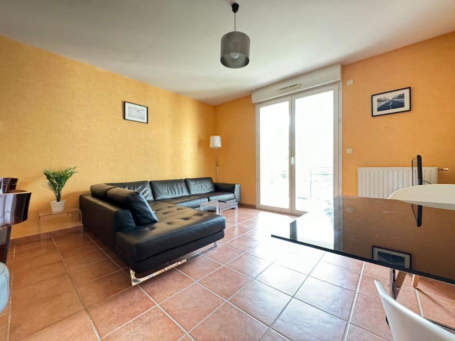 Bel Appartement Spacieux 2 Pers Avec Balcon - Thermale 3 Chamalieres Exterior photo