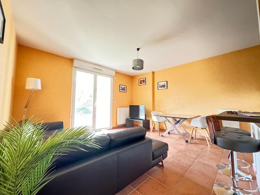 Bel Appartement Spacieux 2 Pers Avec Balcon - Thermale 3 Chamalieres Exterior photo